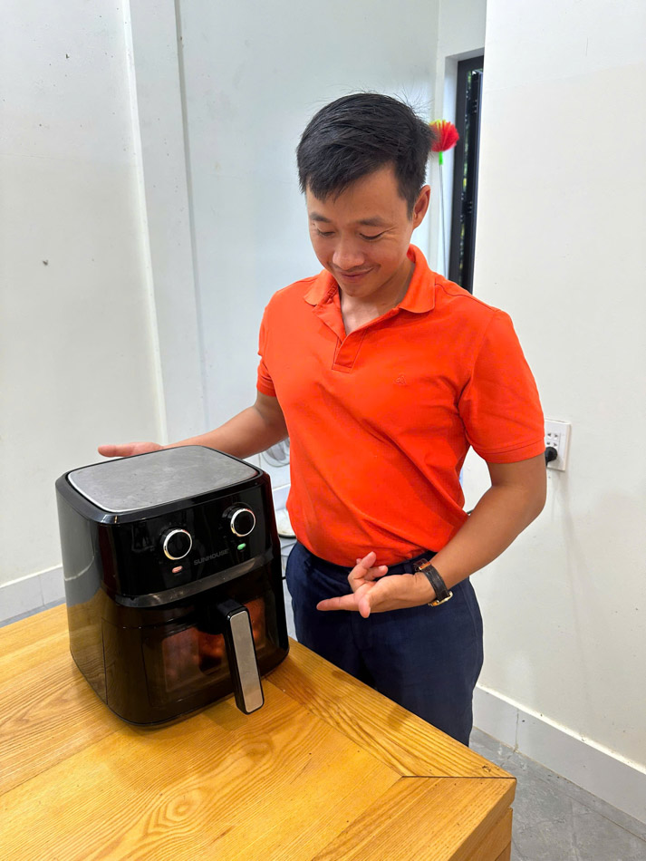 cách rang hạt macca nguyên vỏ bằng lò nướng 